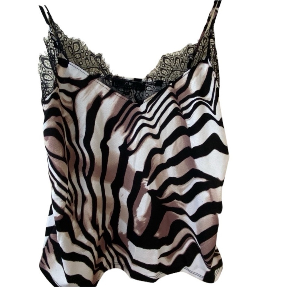 🆕 Vibe sportswear animal Print Top. Black/TanSz M